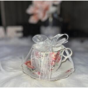 Pacifica Teaware Square Teacup & Saucer w/Pink Roses & Gold Rim Limited Edition